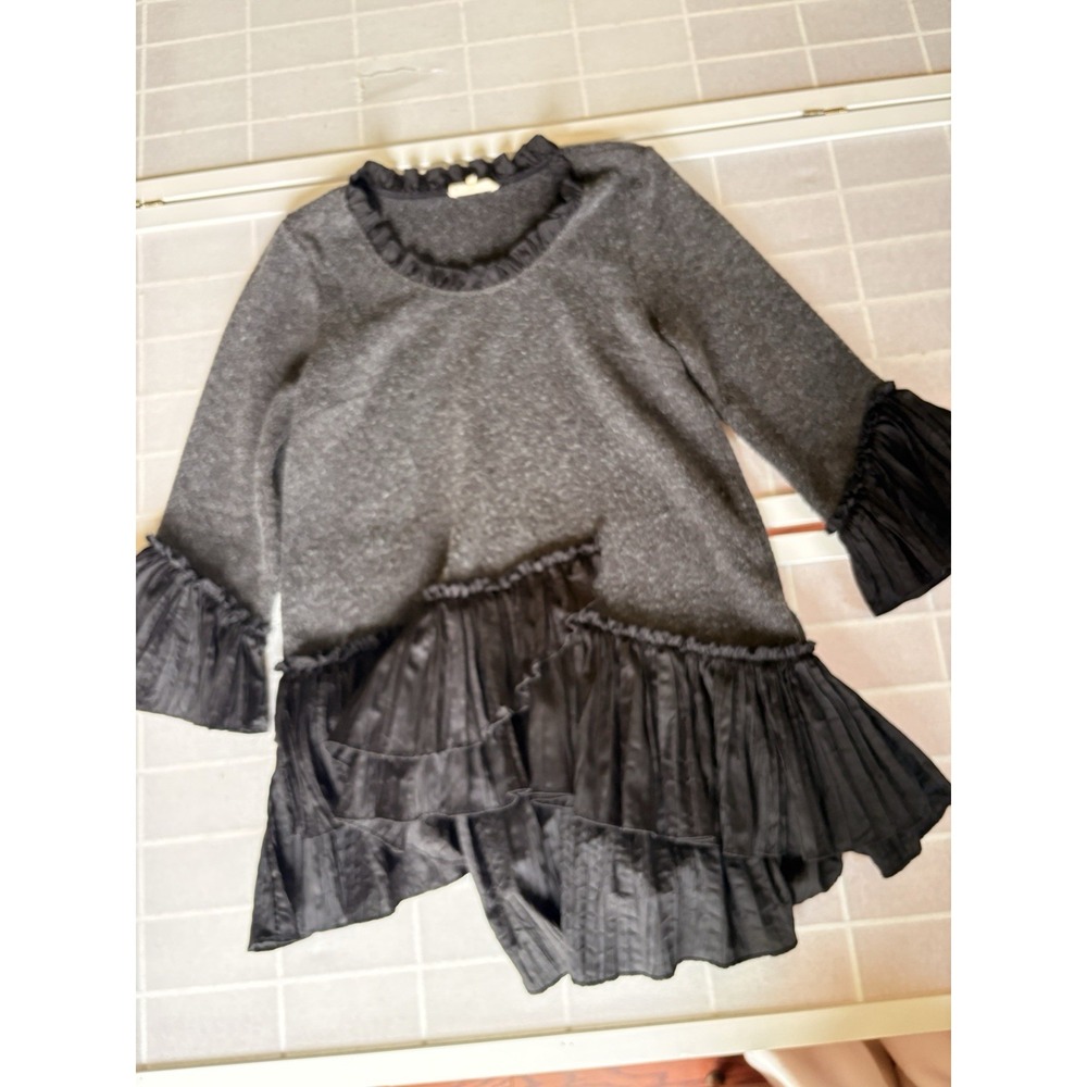 Ryu Black Gray Knit Pleated Tiered Tunic Dress Medium Ruffle Dark Edwardian Boho